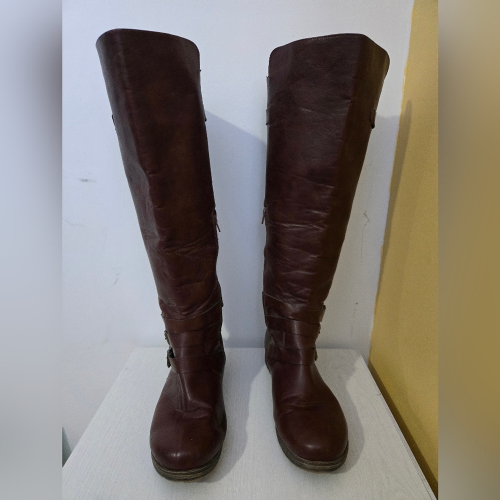 Women's Brown Knee-High Boots